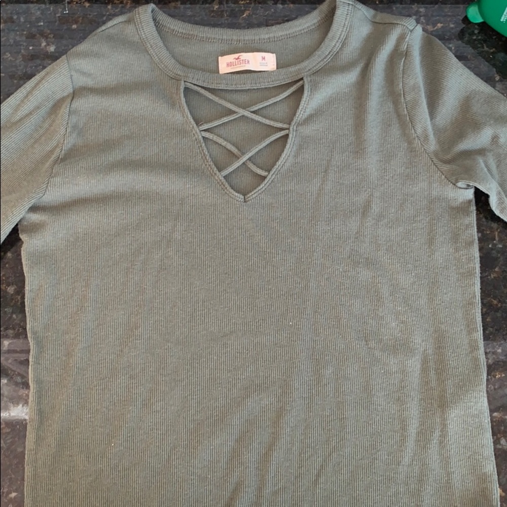 Hollister long sleeve tee!